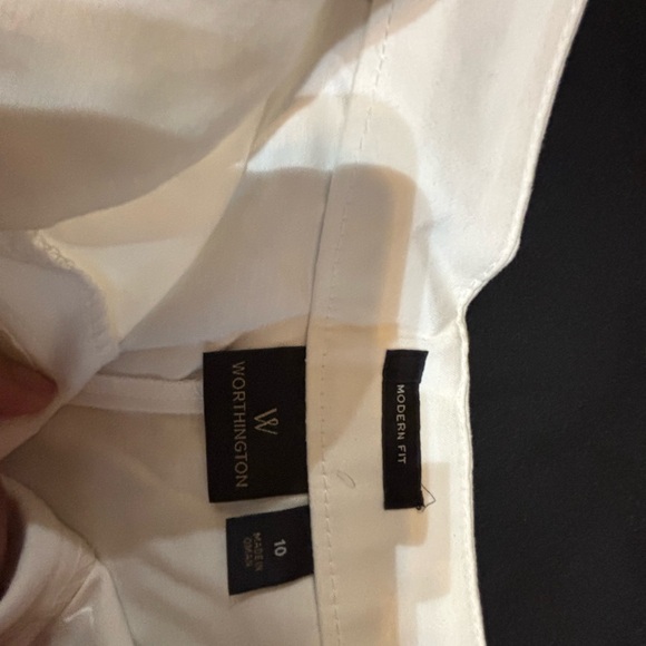 JCPenny’s casual shorts. Size 10 - Picture 4 of 8